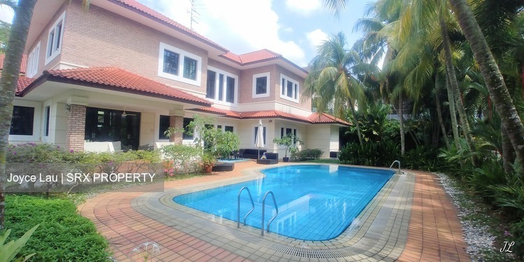 Ashley Green thumbnail photo